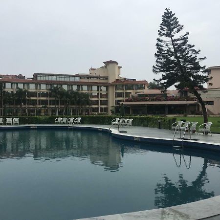 Hotel Mountview Chandīgarh المظهر الخارجي الصورة