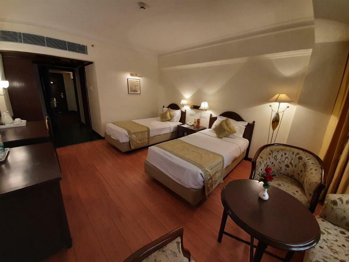 Hotel Mountview Chandīgarh المظهر الخارجي الصورة